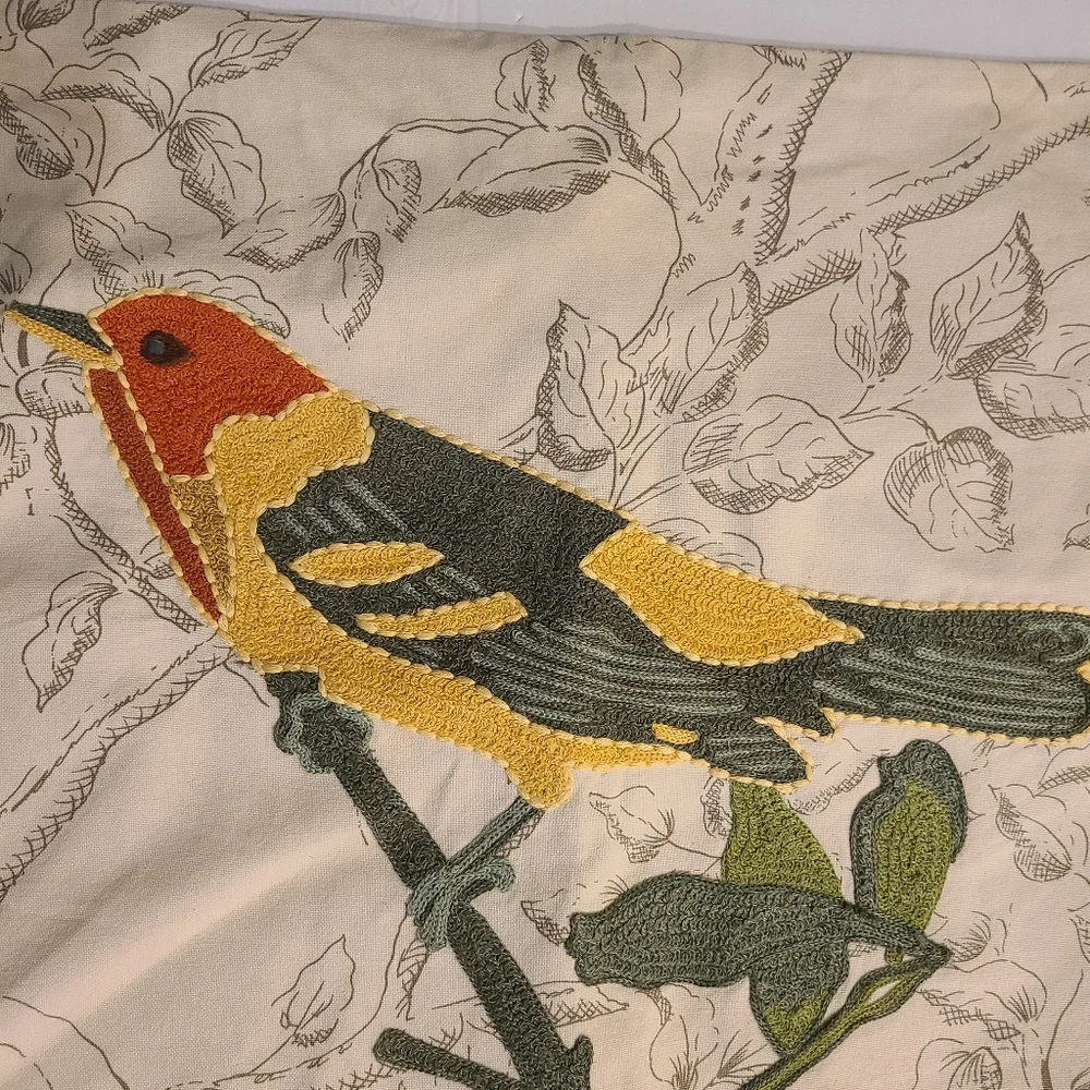 Set of 2 Pottery Barn Accents Embroidered Bird Decorative Pillow Covers.